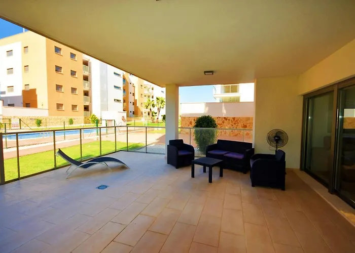 He Villamartin Gardens
